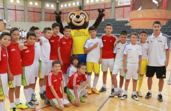 FIFA and the Colombian Football Association deliver Futsal legacy programme