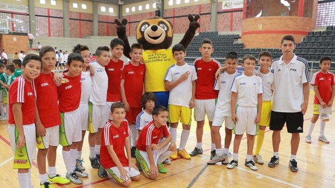 FIFA and the Colombian Football Association deliver Futsal legacy programme