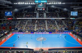 A record 12,632 fans watched Jaén Paraíso Interior Fútbol Sala win the Spanish Futsal Cup