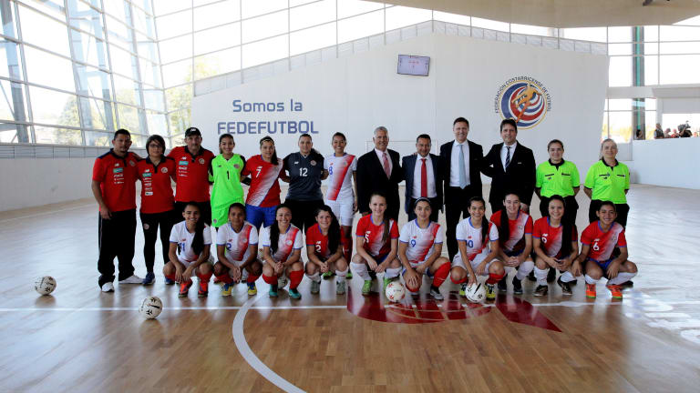 FIFA contribute to new Futsal facilities in Costa Rica