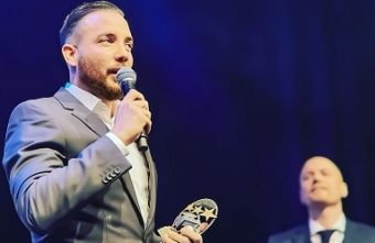 Swedish Futsal International Kristian Legiec receives awards from futsal and football gala