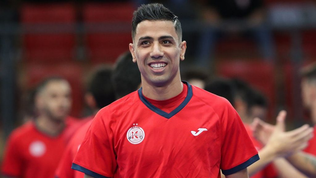 Benfica Futsal announced the signing of Hossein Tayebi