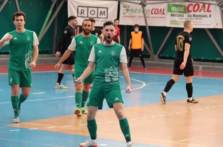 C.U.S Ancona Serie B champions and Liam Palfreeman makes history for British futsal in Italy