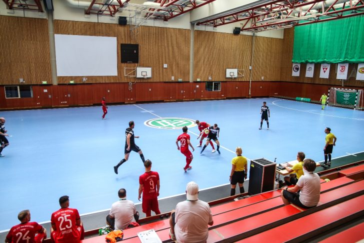 Christian Wölfelschneider head coach of TSG 1846 Mainz Futsal discusses Futsal in Germany