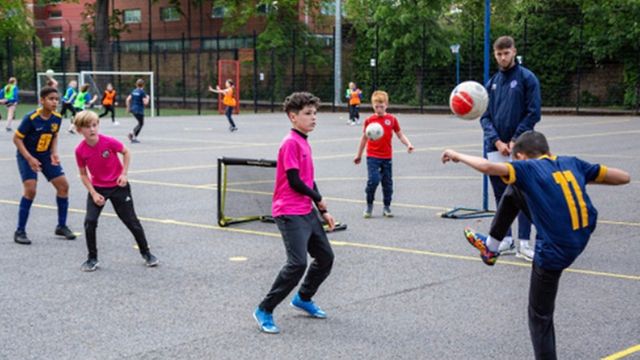 London based charity supporting young people’s wellbeing through Futsal