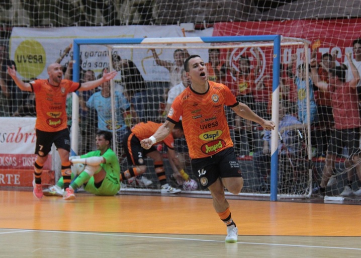 A Spanish futsal season with or without surprises?