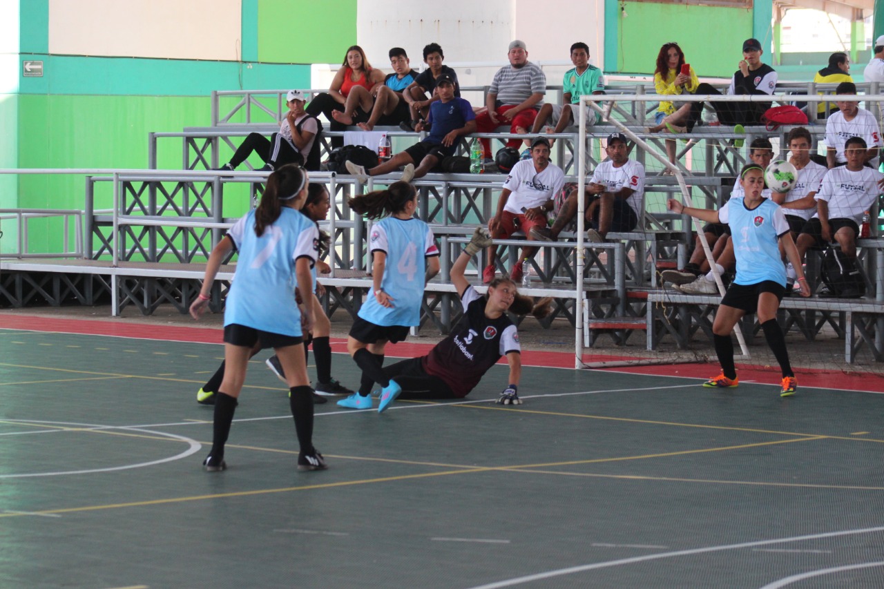 The promising future of futsal in Mexico with Antonio Huizar and Edgar Andrade of the FMF